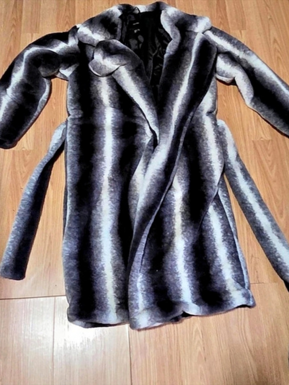 Gray & Black Belted Teddy Coat Like New